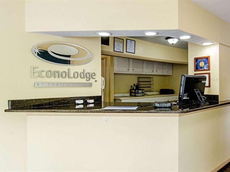 Lodge Econo